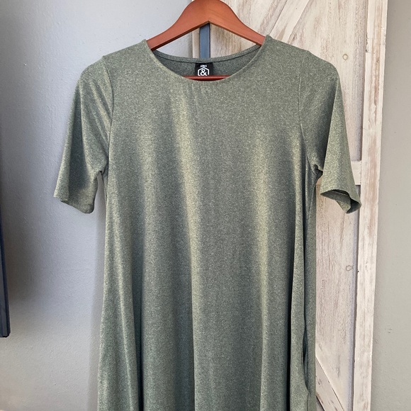 Agnes Dora - Picture 1 of 1